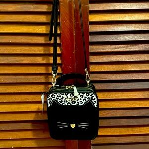 Kitty crossbody purse